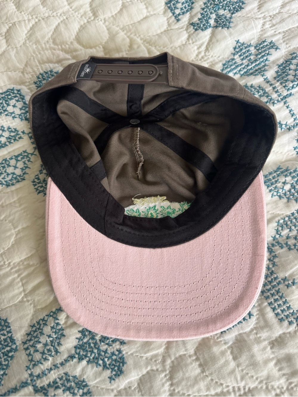Surf California Embroidered Cap - Brown & Light Pink - Picture 3 of 3